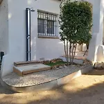 بيت للعطل Jade